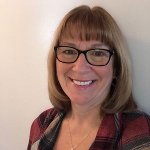 Meet your Posher, Gail